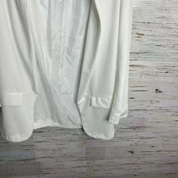 BOOHOO white Blazer - Size 6 - Picture 2 of 9